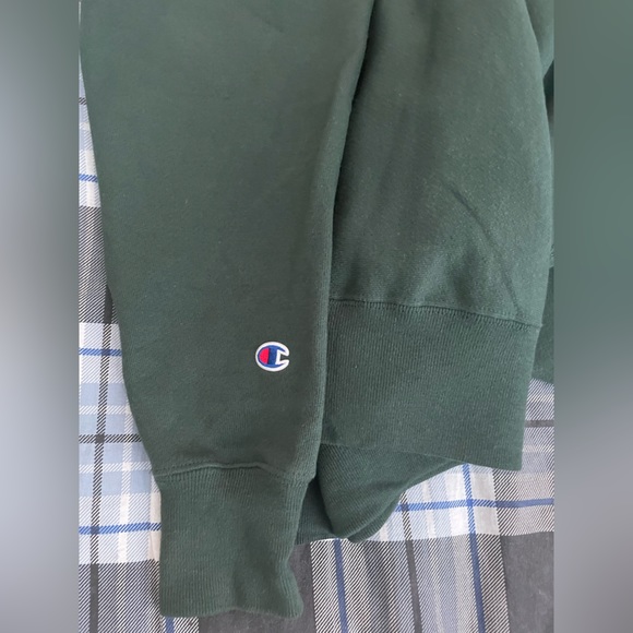 Farmers Market Global x Champion Crewneck - Picture 9 of 9